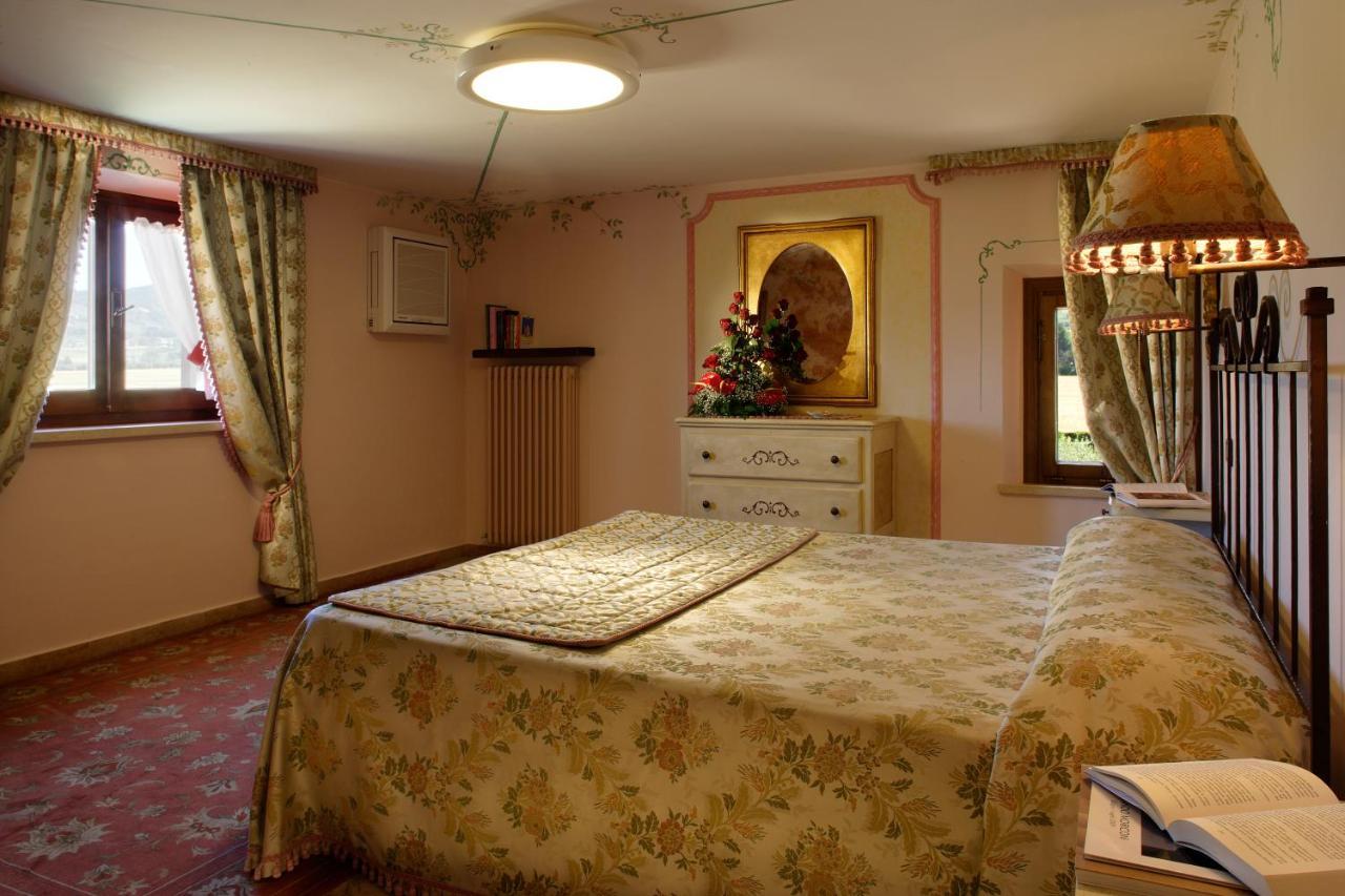 Unica Assisi Agri-Charming House Bed & Breakfast Exterior foto