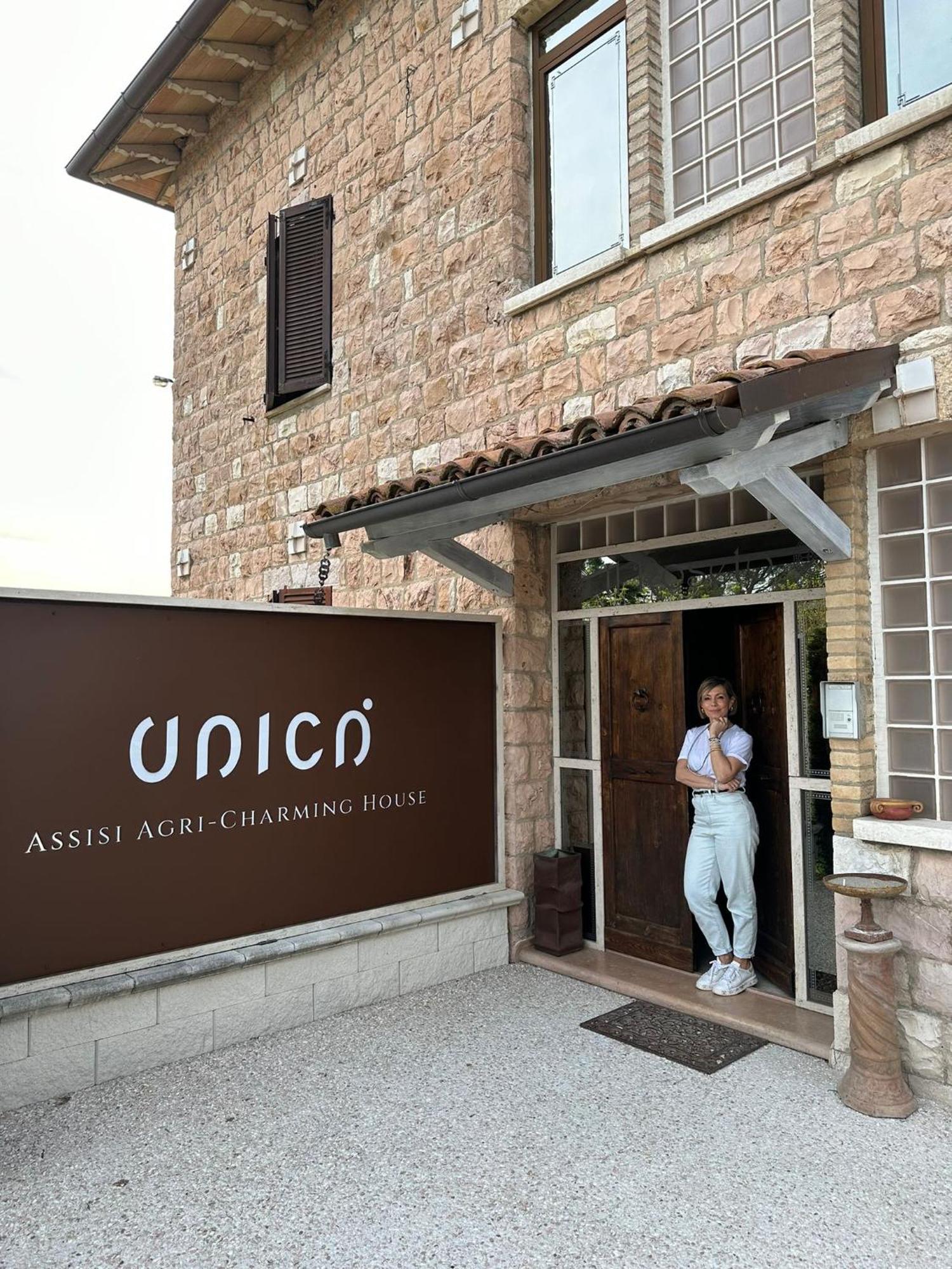 Unica Assisi Agri-Charming House Bed & Breakfast Exterior foto