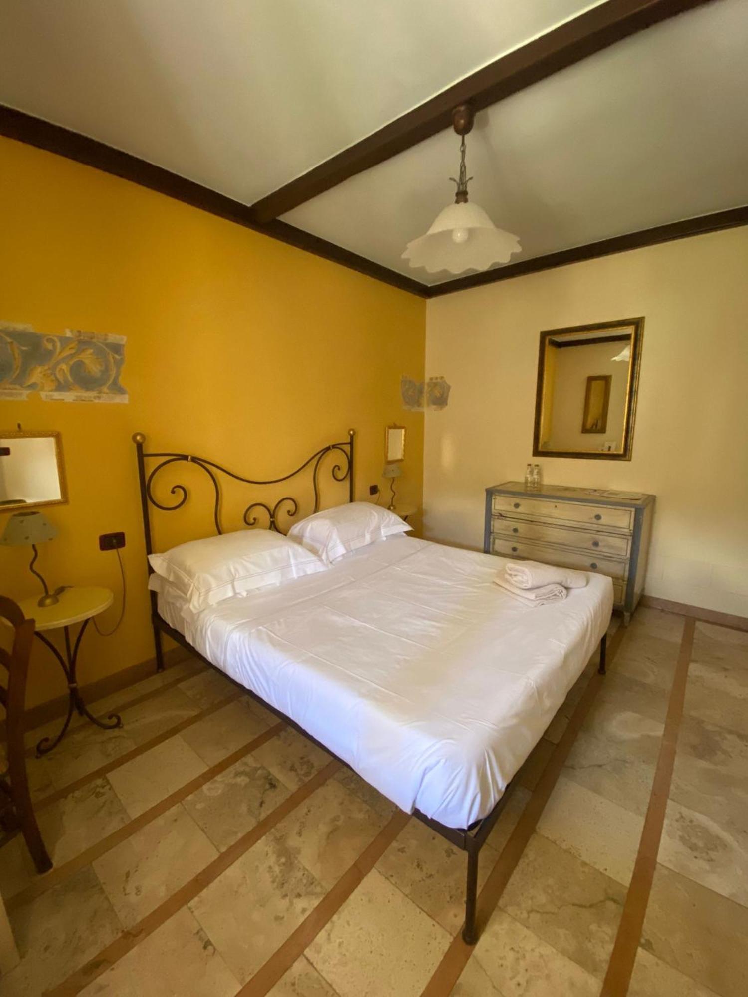 Unica Assisi Agri-Charming House Bed & Breakfast Exterior foto
