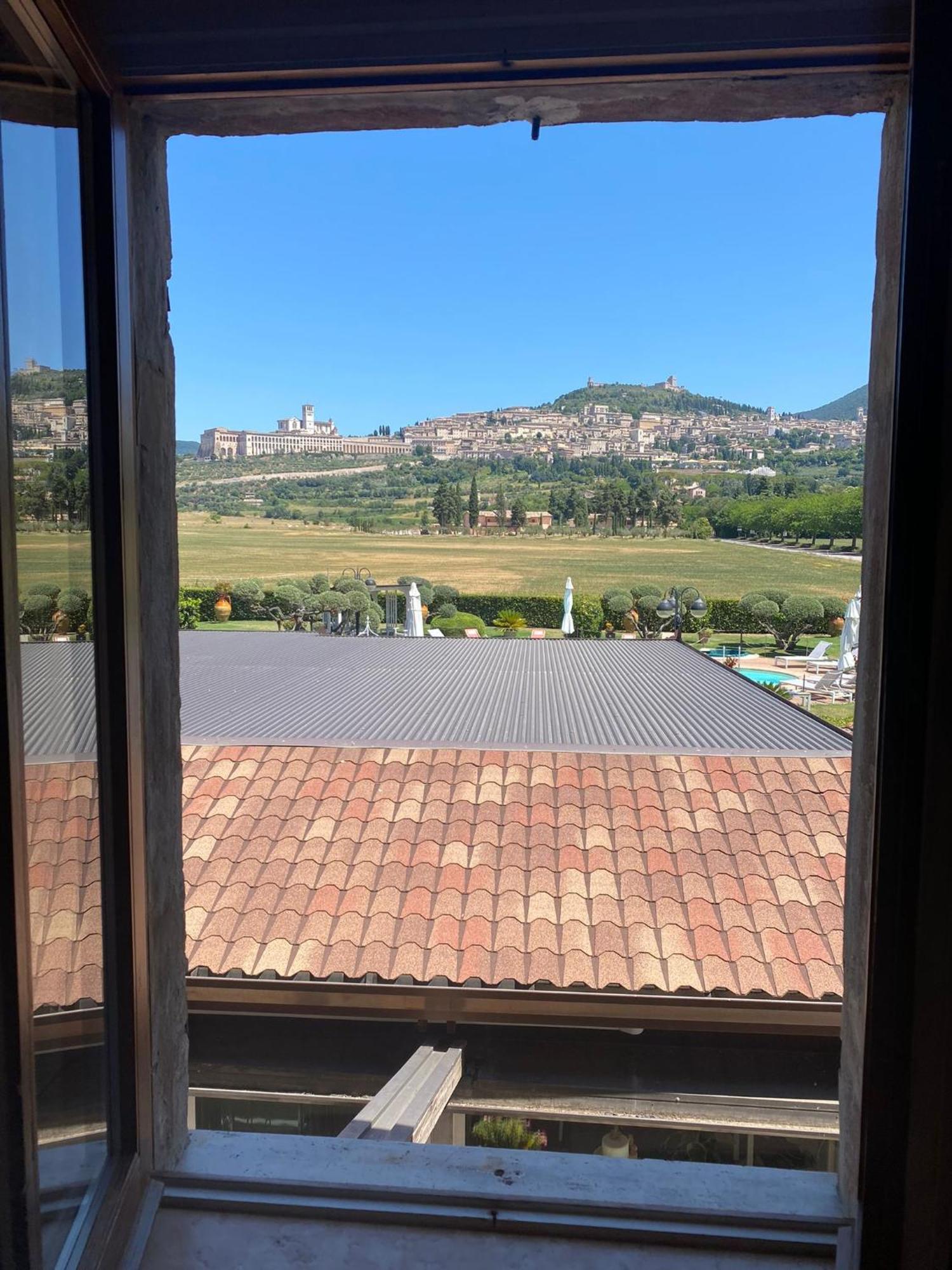 Unica Assisi Agri-Charming House Bed & Breakfast Exterior foto