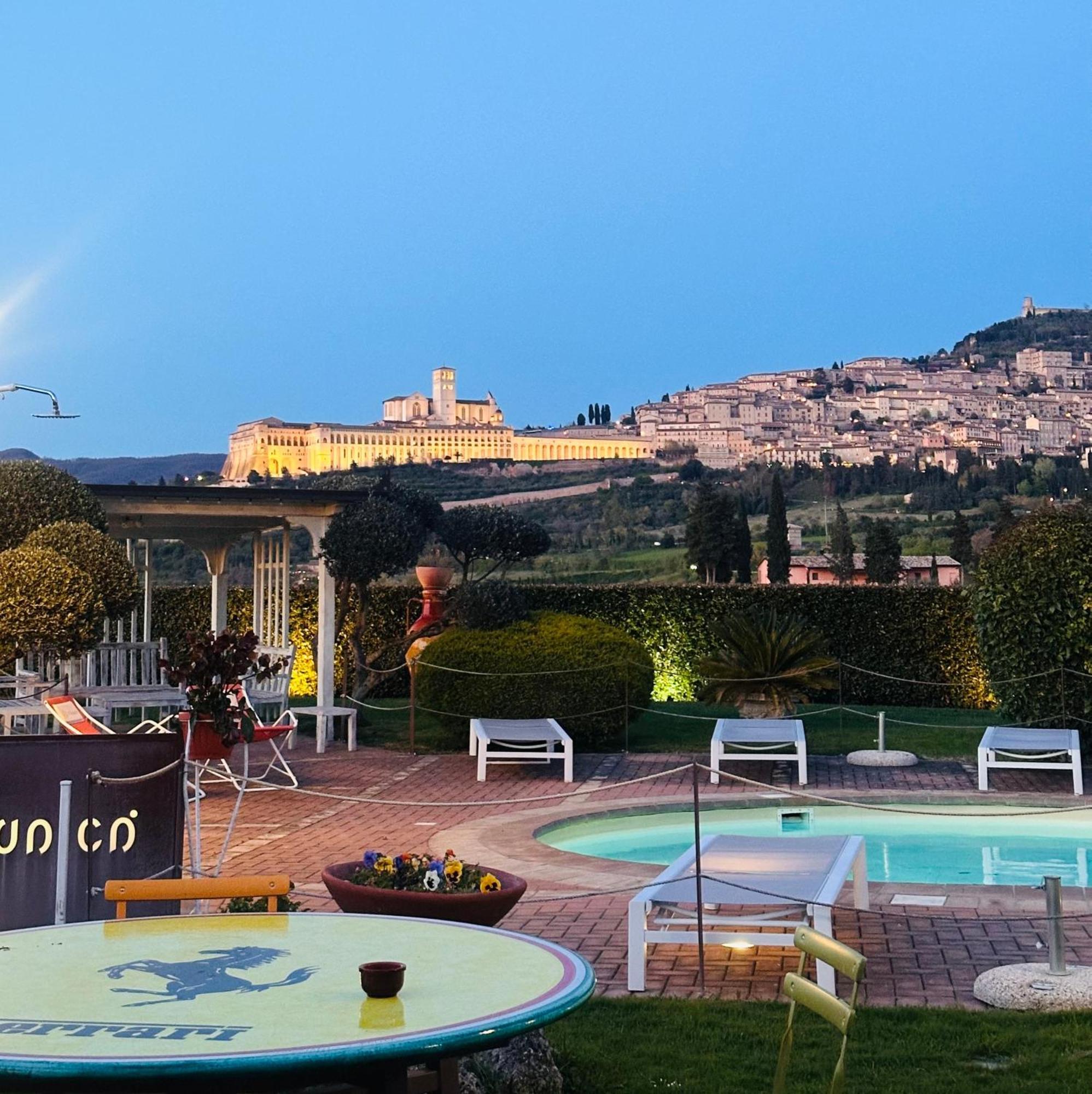 Unica Assisi Agri-Charming House Bed & Breakfast Exterior foto